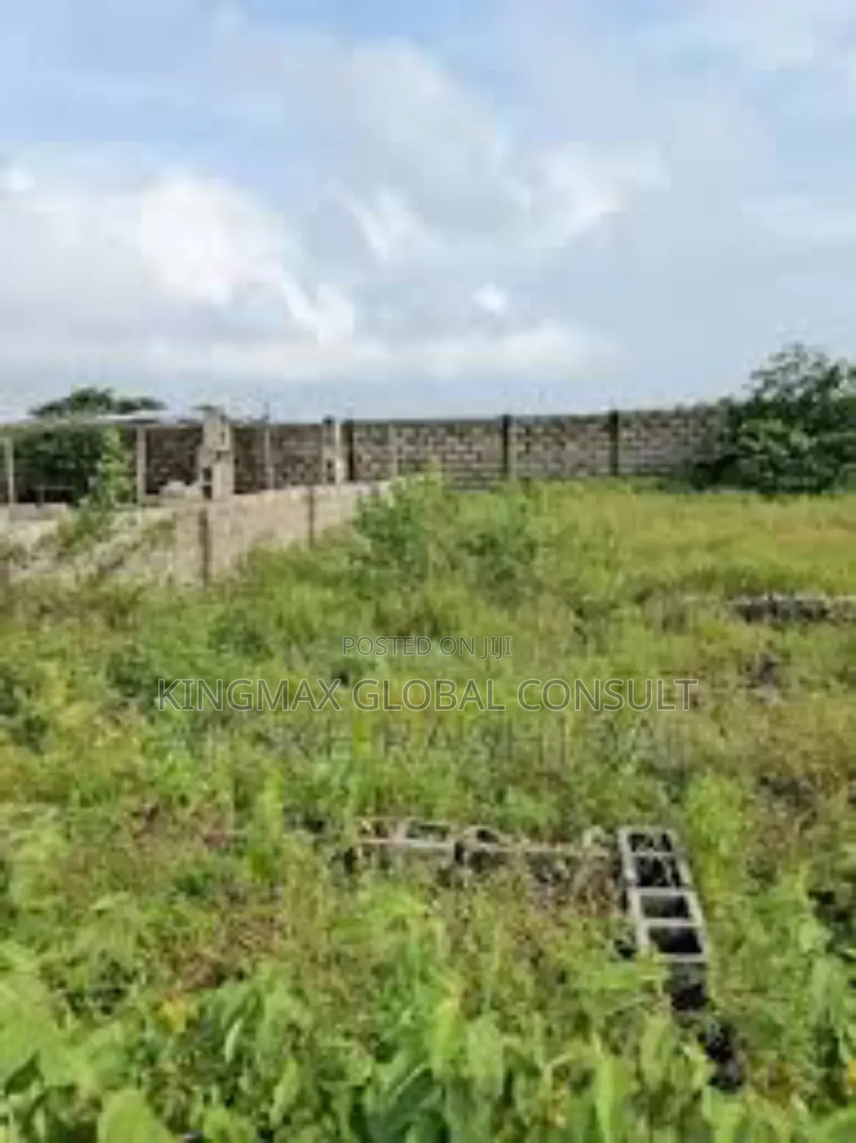 Land for Sale! Plot Size: 1,500 Purpose: Residential in Maitama