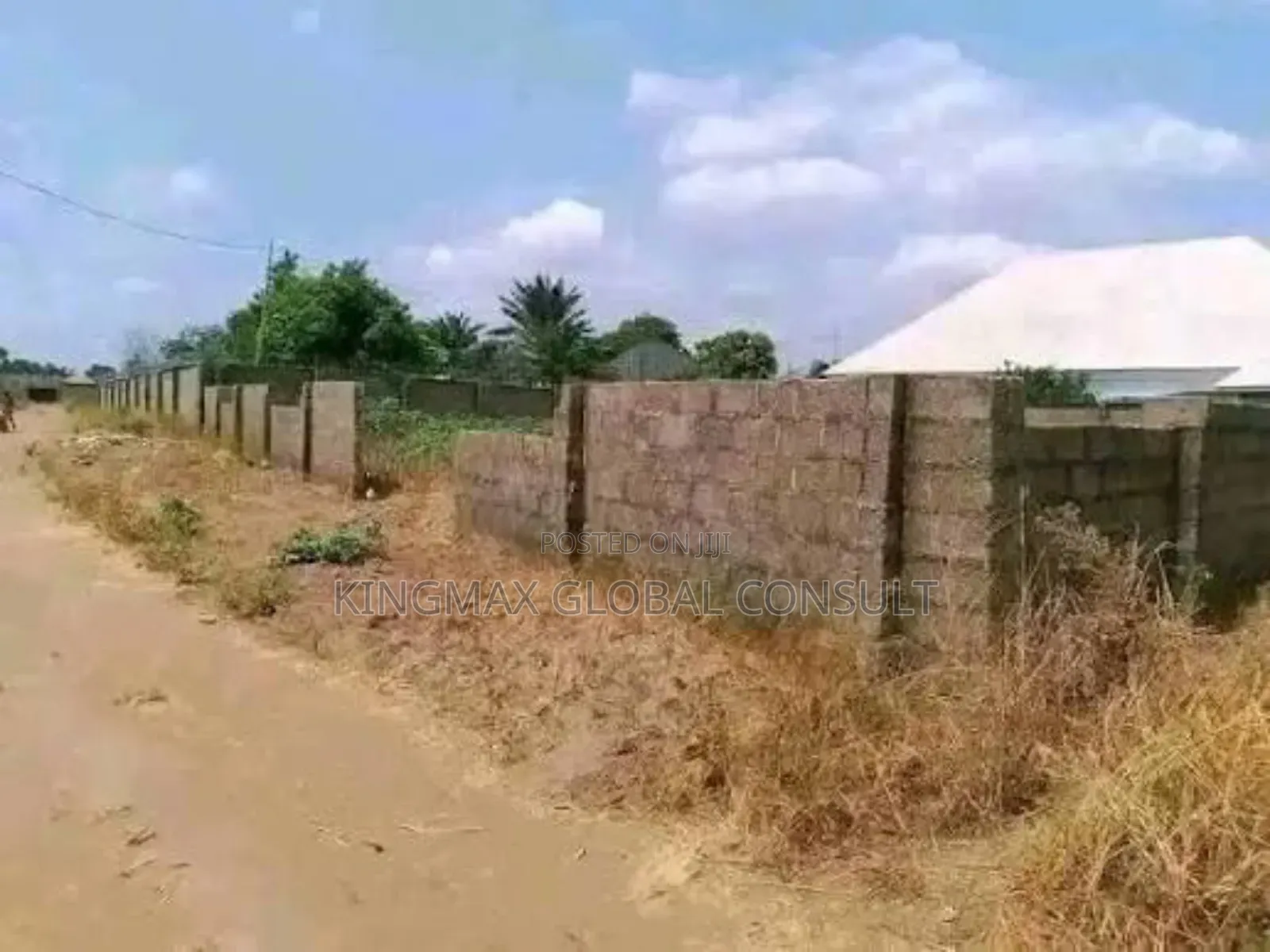 Land for Sale! Plot Size: 1,640sqm Purpose: Residential in Maitama