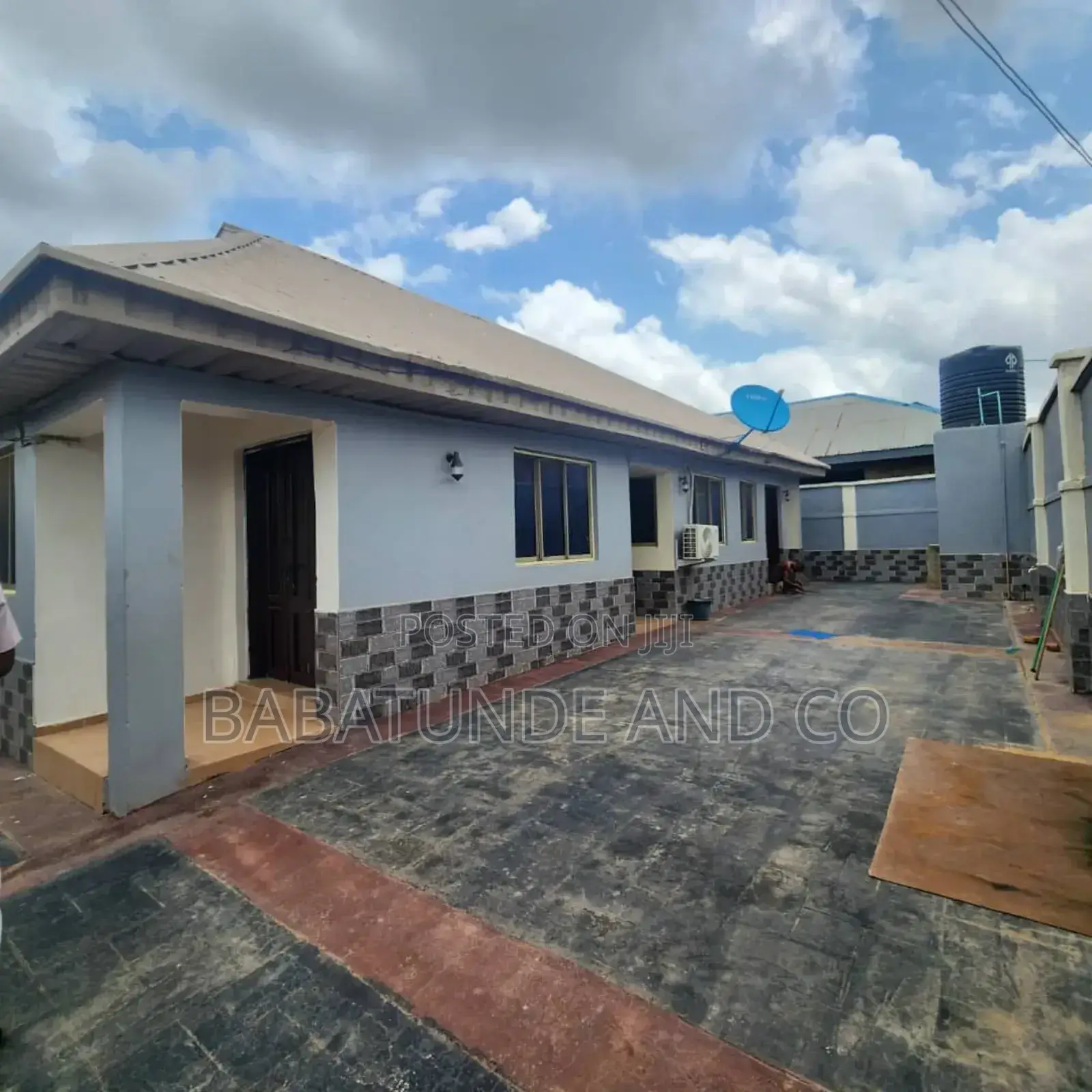 1bdrm Bungalow in Ibadan for sale in Ibadan