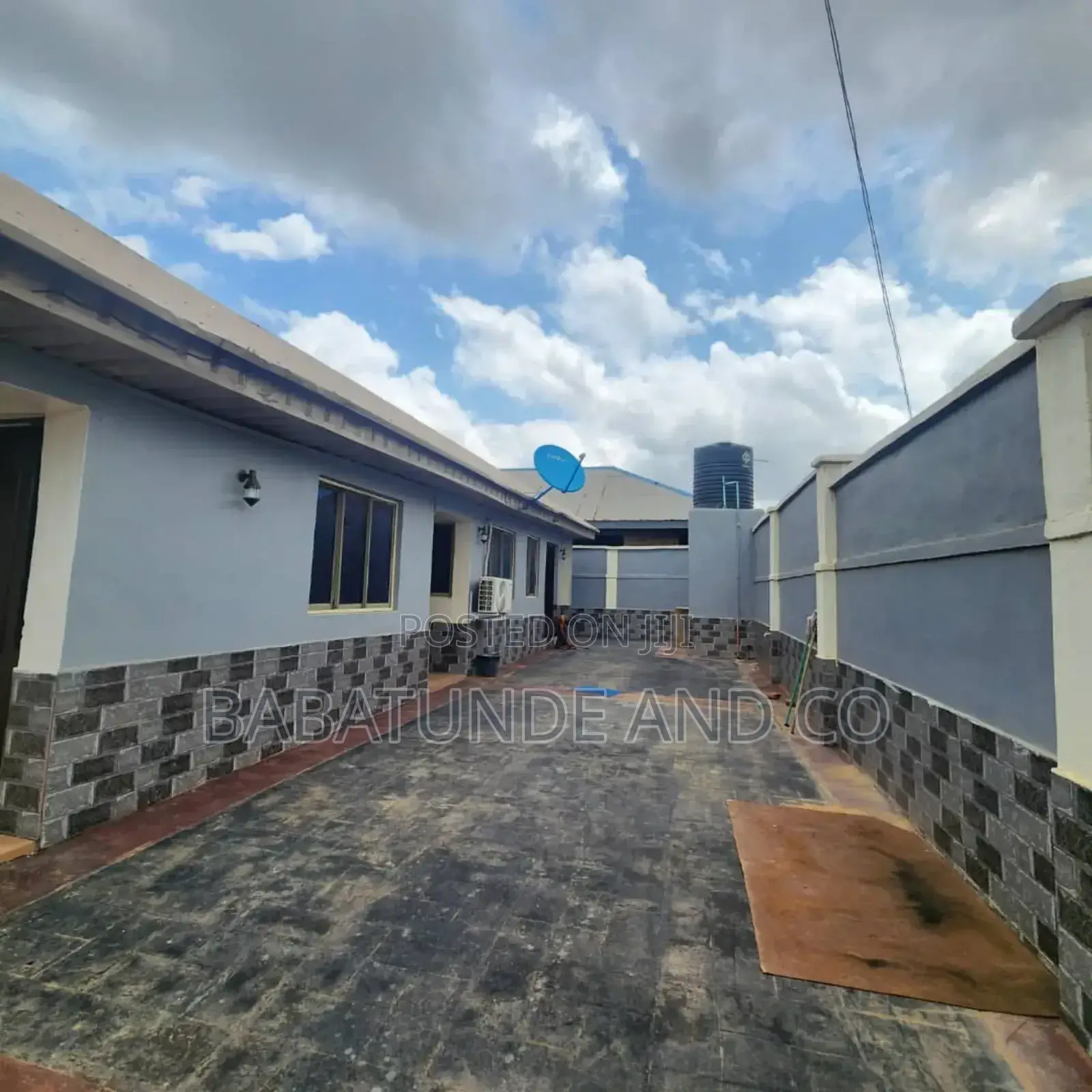 1bdrm Bungalow in Ibadan for sale in Ibadan