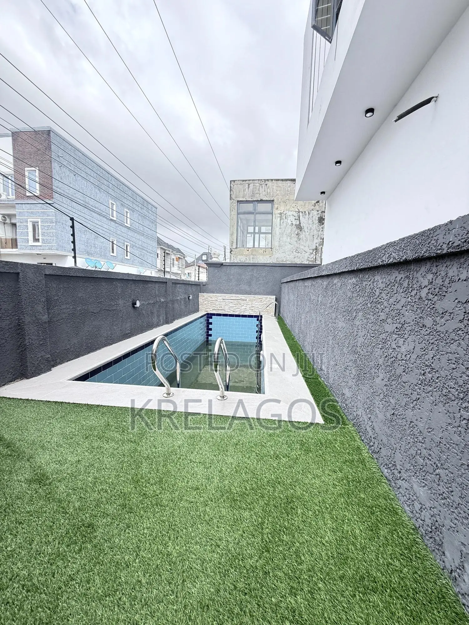 4bdrm Duplex in Osapa london for sale in Osapa london