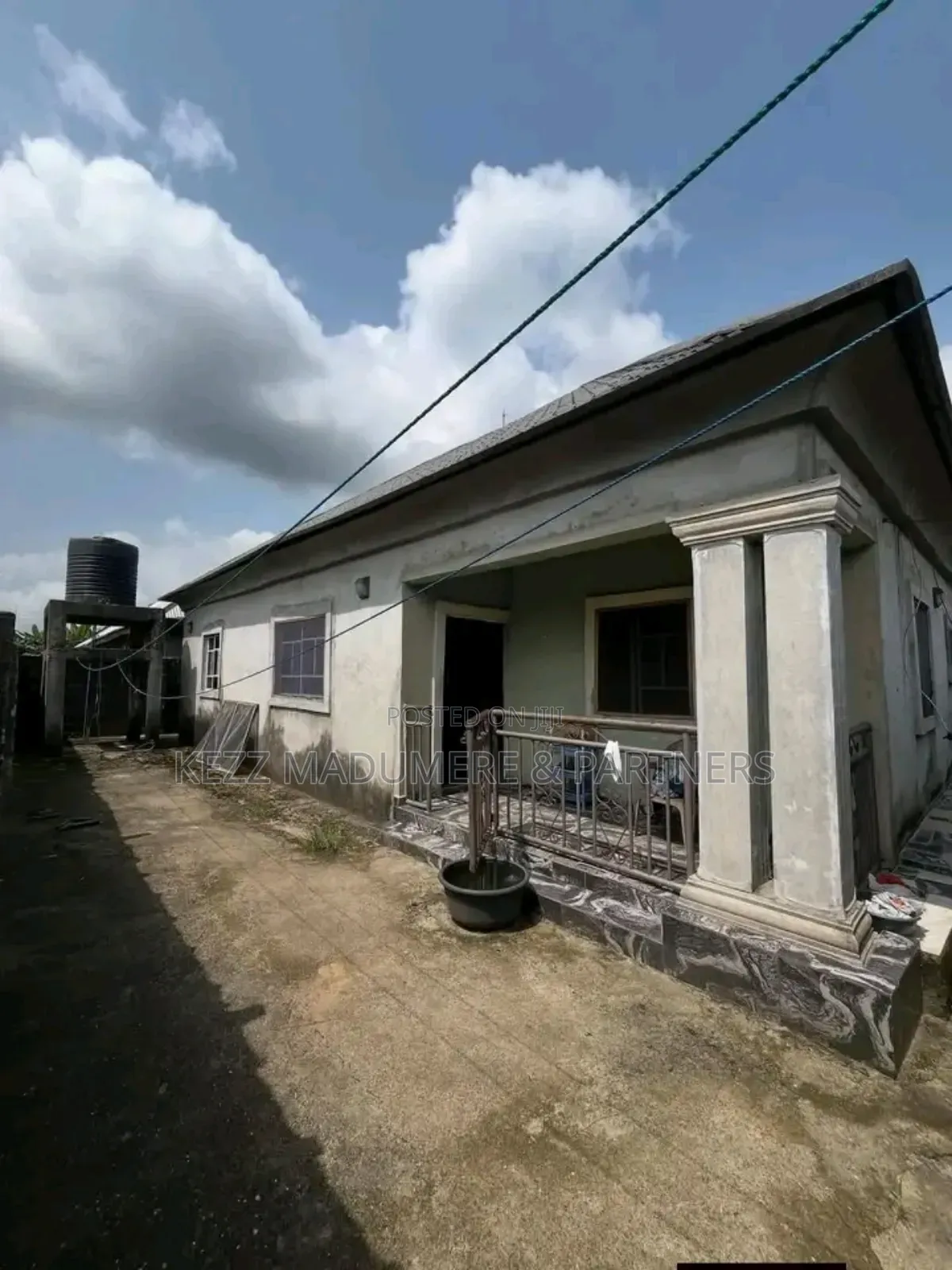 3bdrm Bungalow in Rumuokparali Off for sale in Port-Harcourt