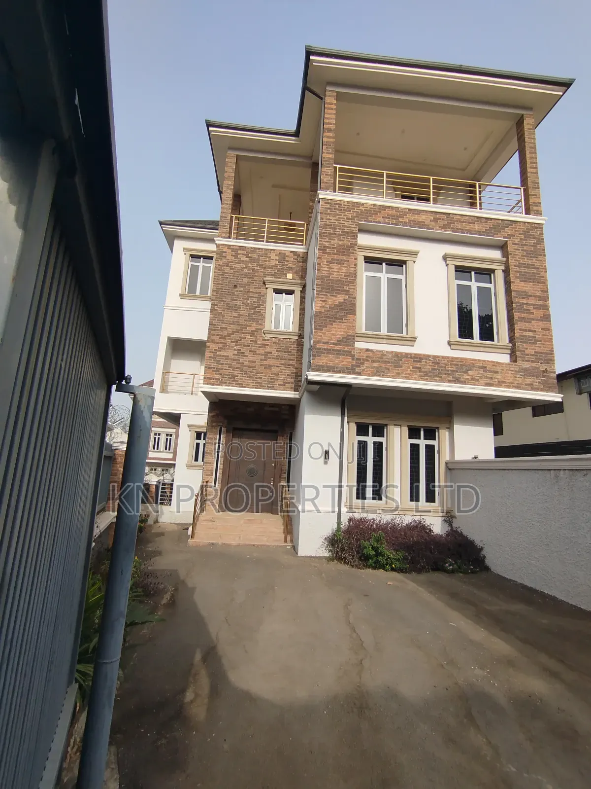 7bdrm Mansion in Asokoro for sale in Asokoro