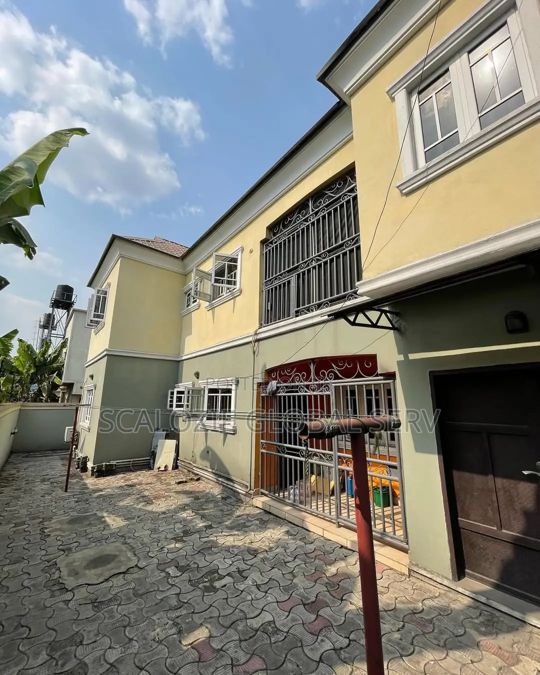 3bdrm Block of Flats in Eliozu Eneka Link for sale in Port-Harcourt
