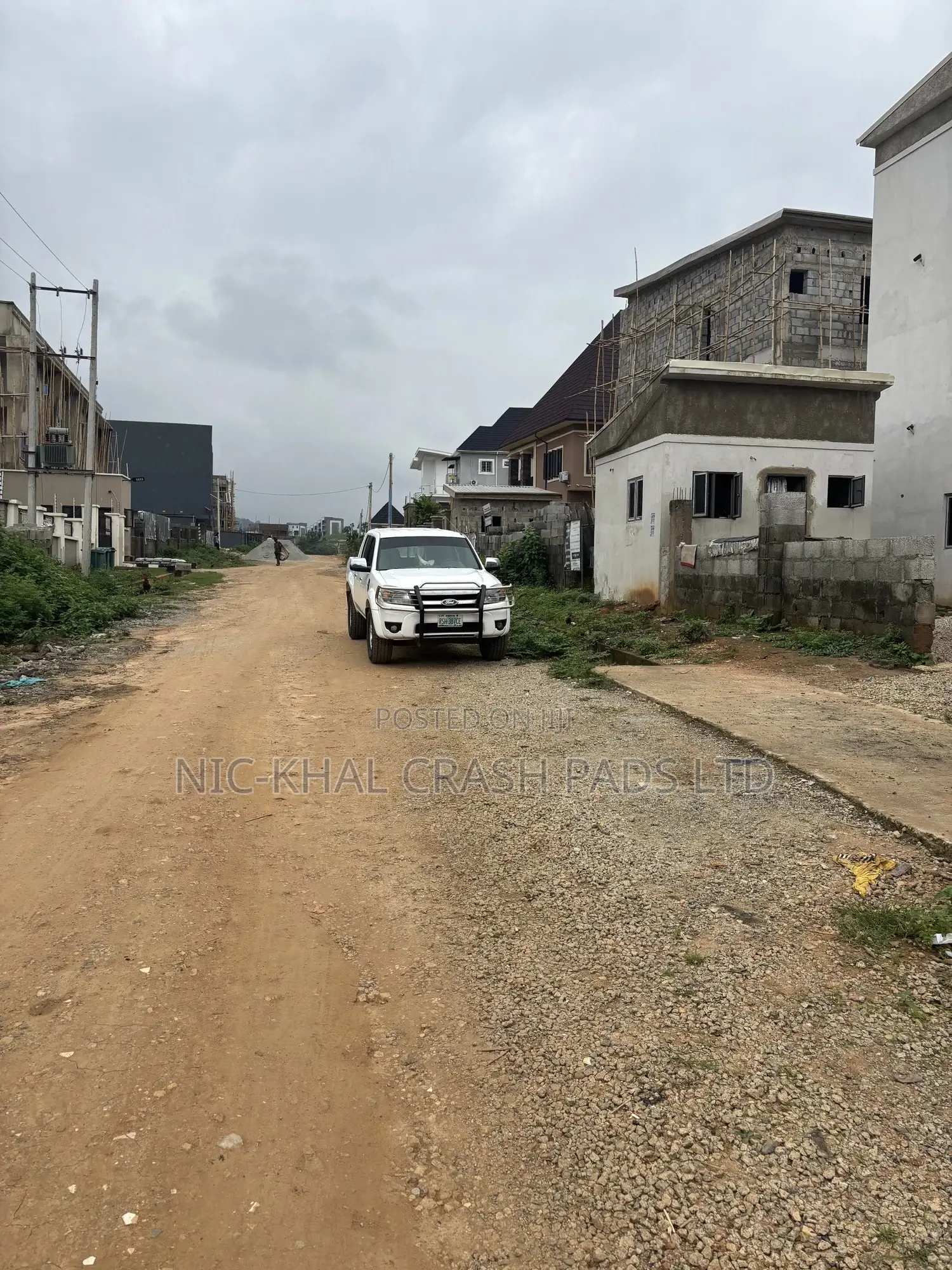 4bdrm Duplex in Dape for sale in Dape