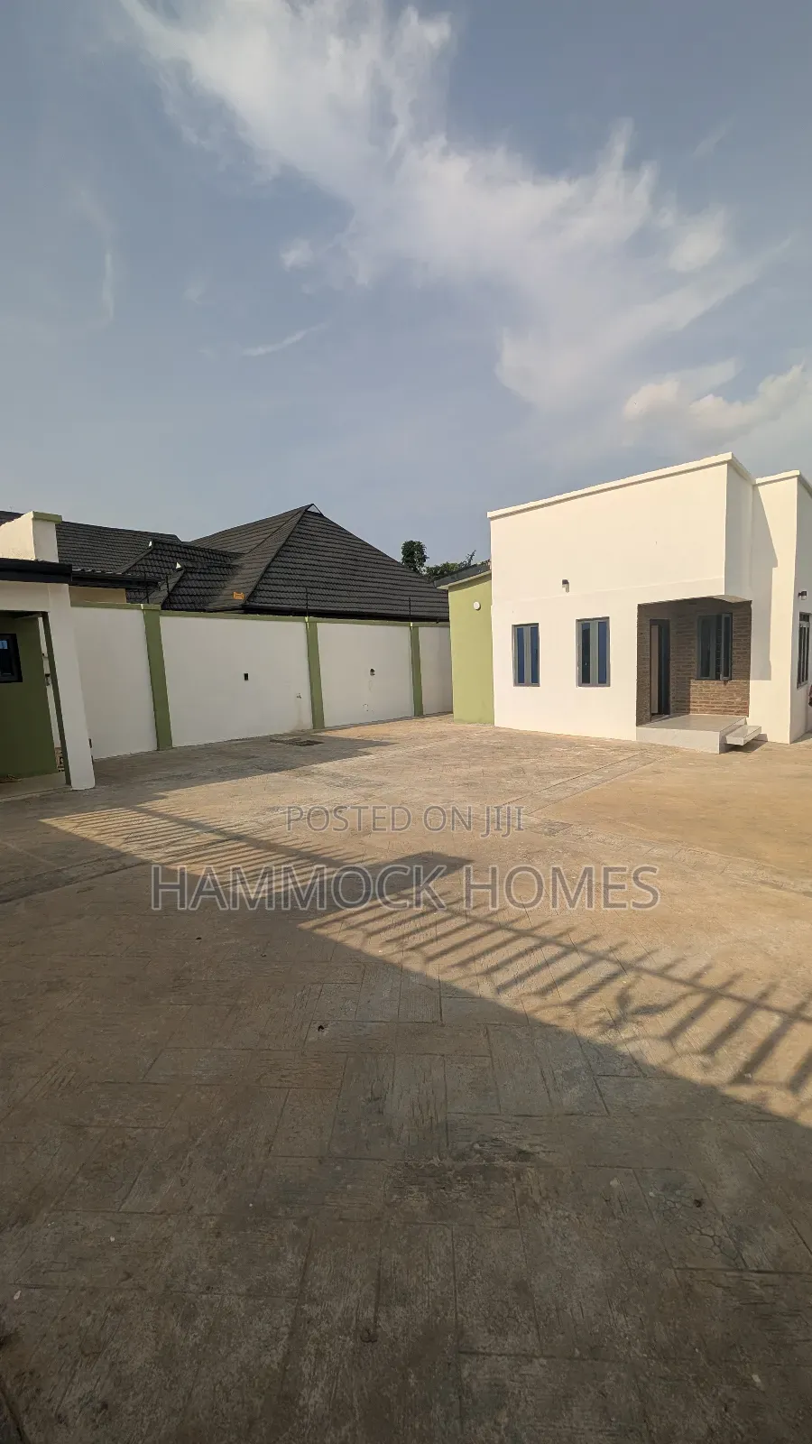 4bdrm Bungalow in Akala Estate, Akobo for sale in Akobo