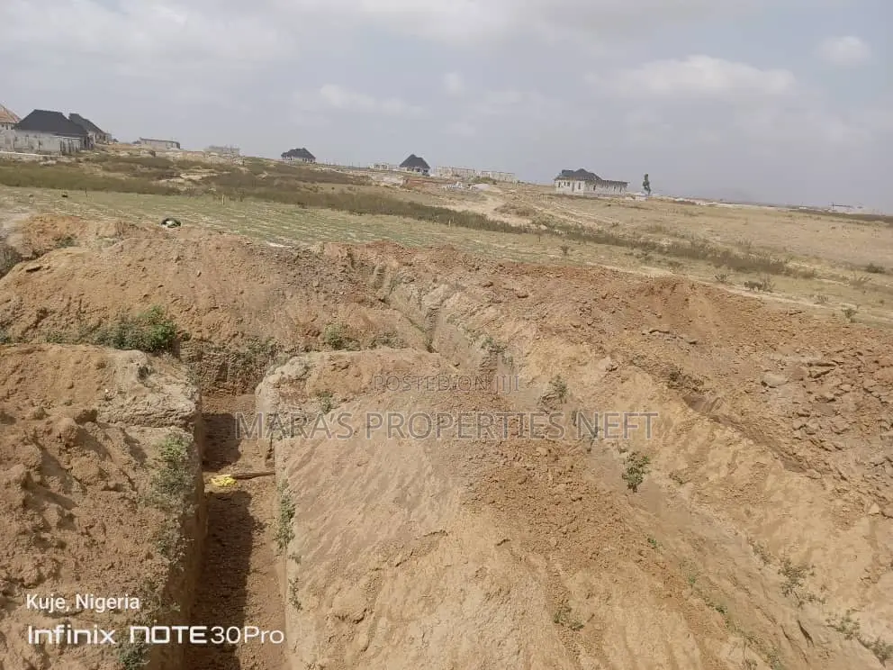 Direct Fcda Land for Sale in Abuja in Phase 5 / Jikwoyi