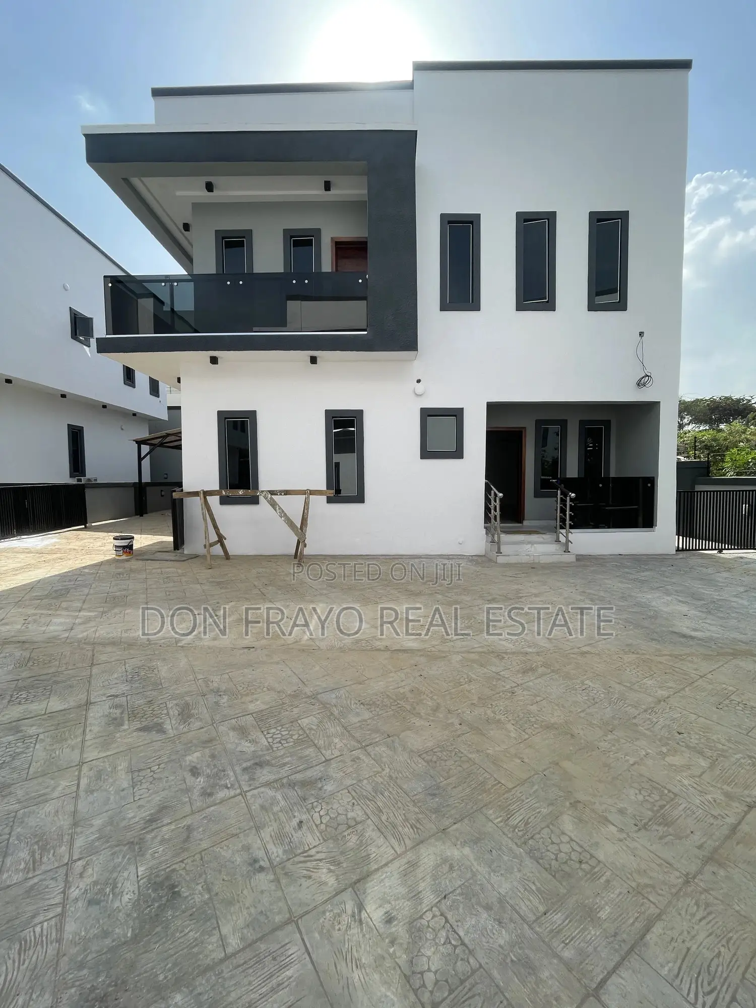 4bdrm Duplex in Jericho Gra for sale in Jericho
