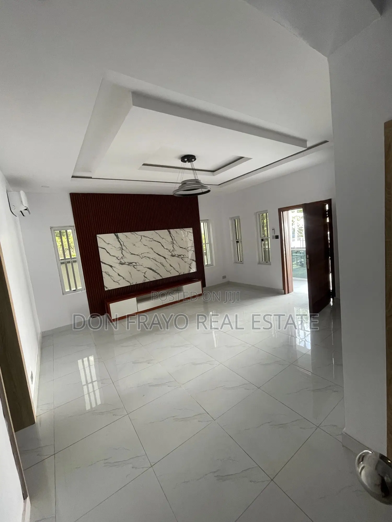 4bdrm Duplex in Jericho Gra for sale in Jericho