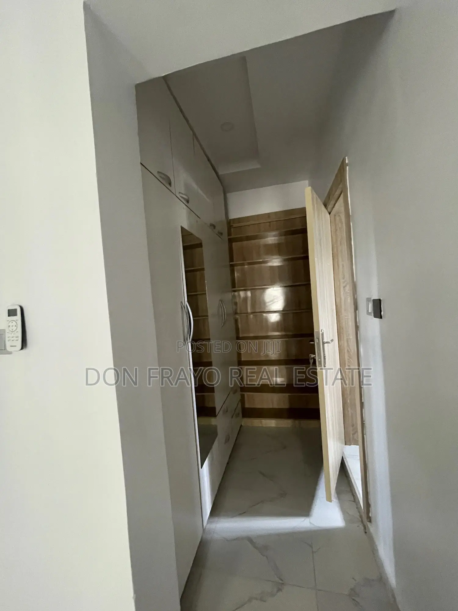 4bdrm Duplex in Jericho Gra for sale in Jericho