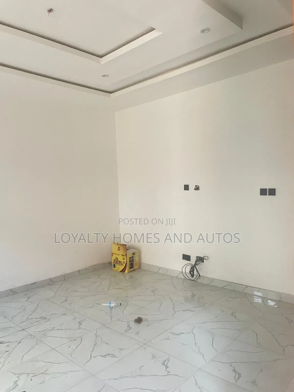 Furnished 2bdrm Townhouse/Terrace in Omole Phase 2 for sale in Omole Phase 2