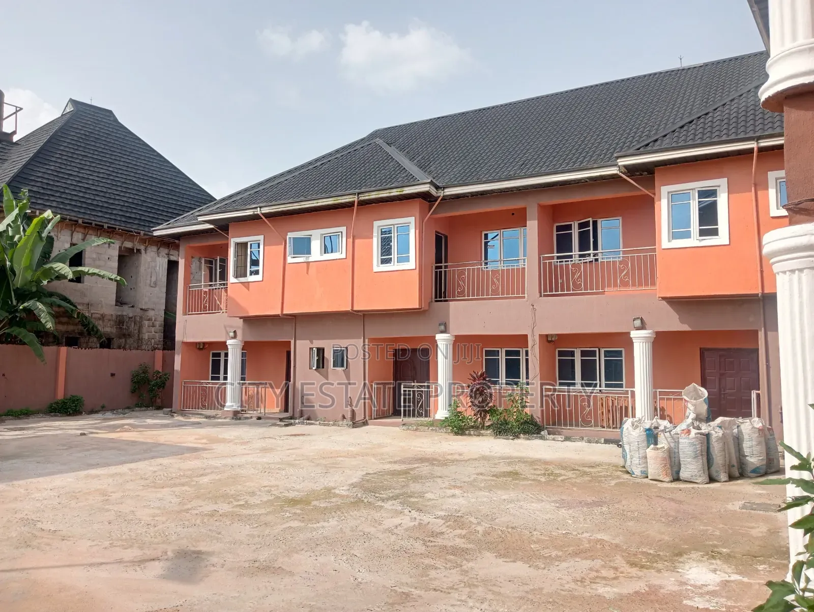2bdrm Block of Flats in City Estate, Port-Harcourt for rent in Port-Harcourt