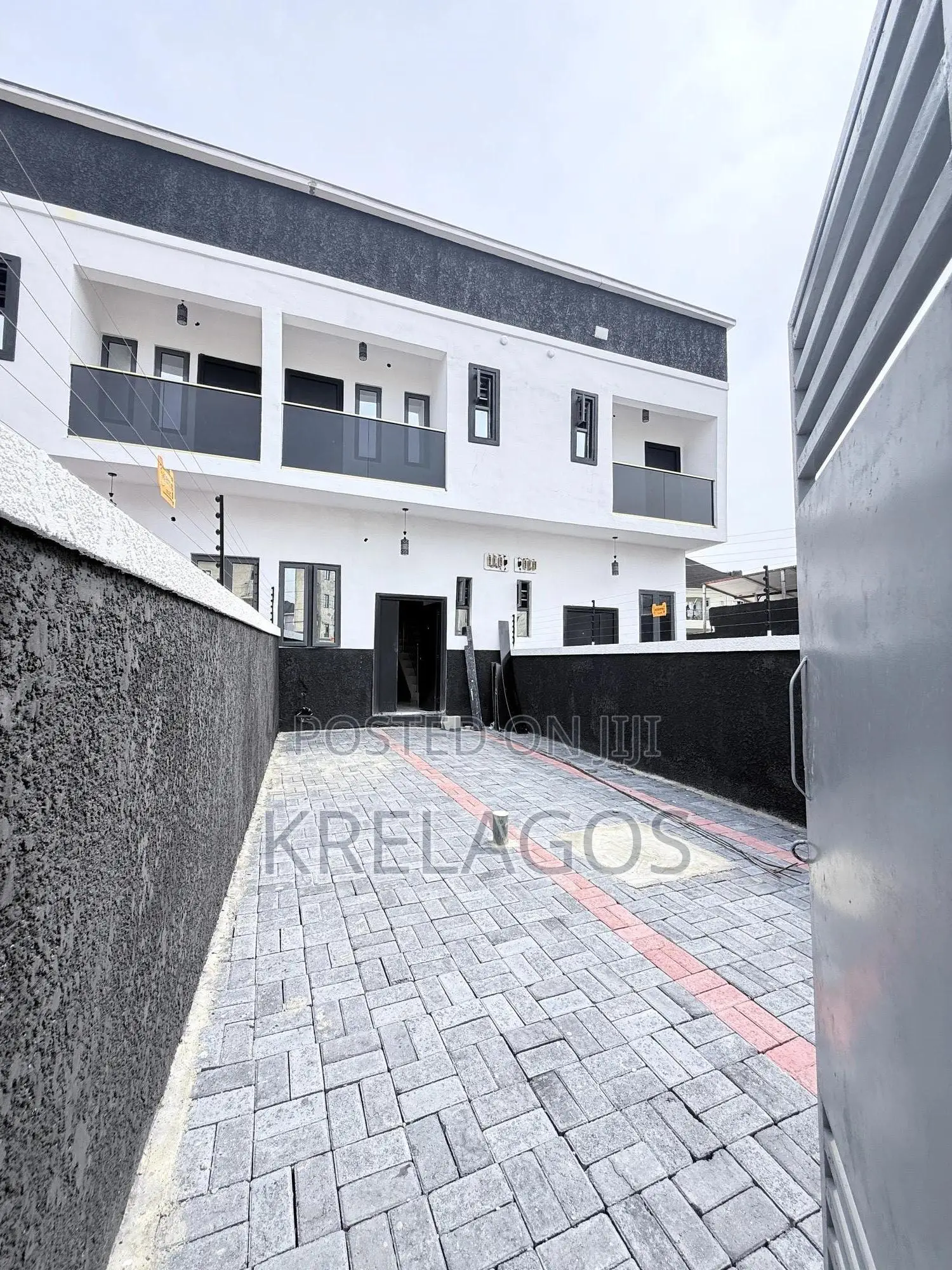 2bdrm Duplex in Sangotedo for sale in Sangotedo
