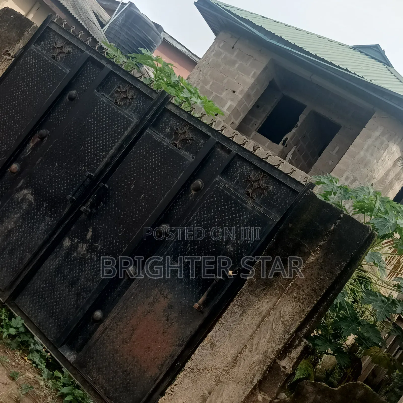 2bdrm Block of Flats in Ayobo for sale in Ayobo