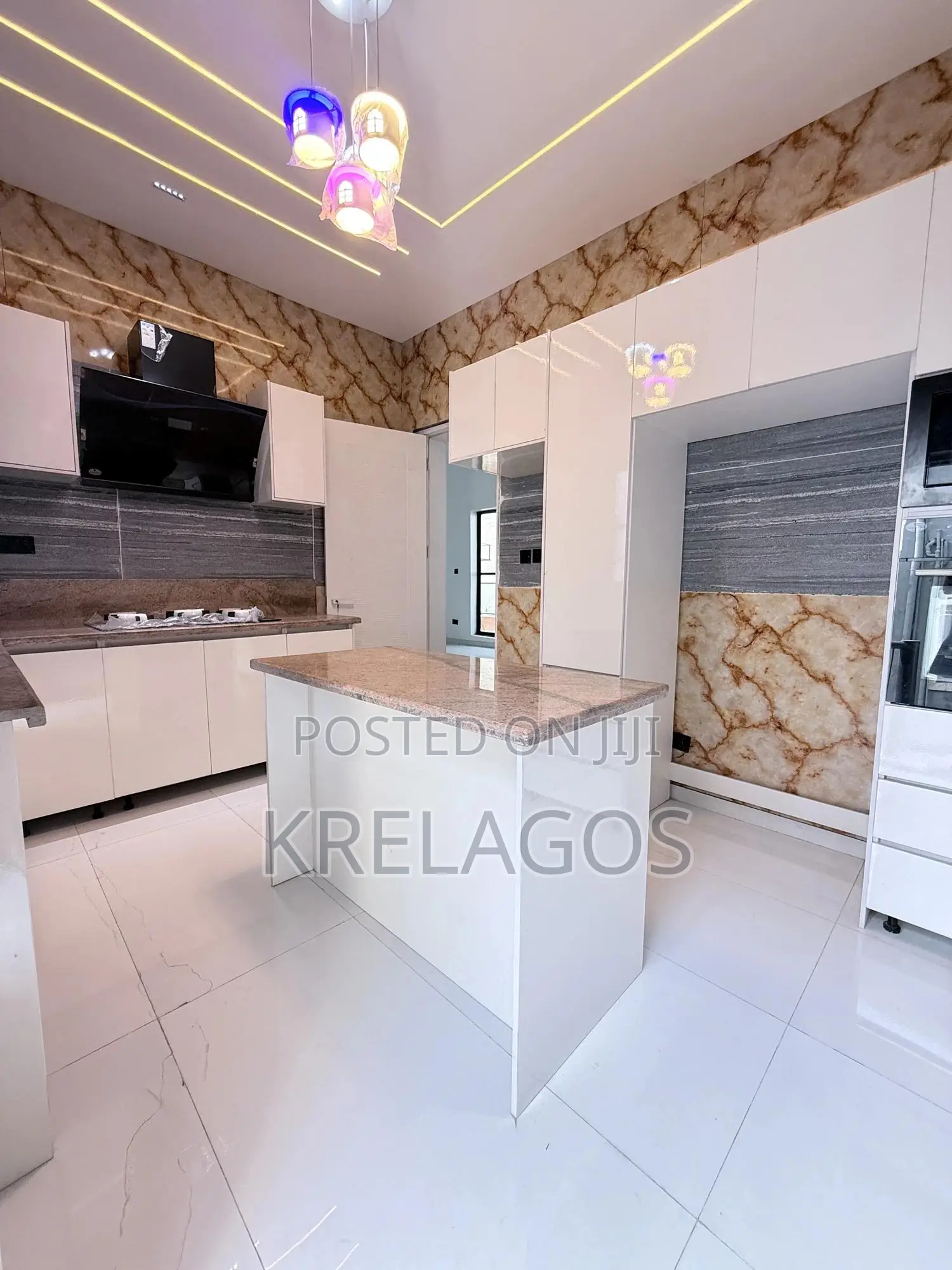 4bdrm Duplex in Osapa london for sale in Osapa london