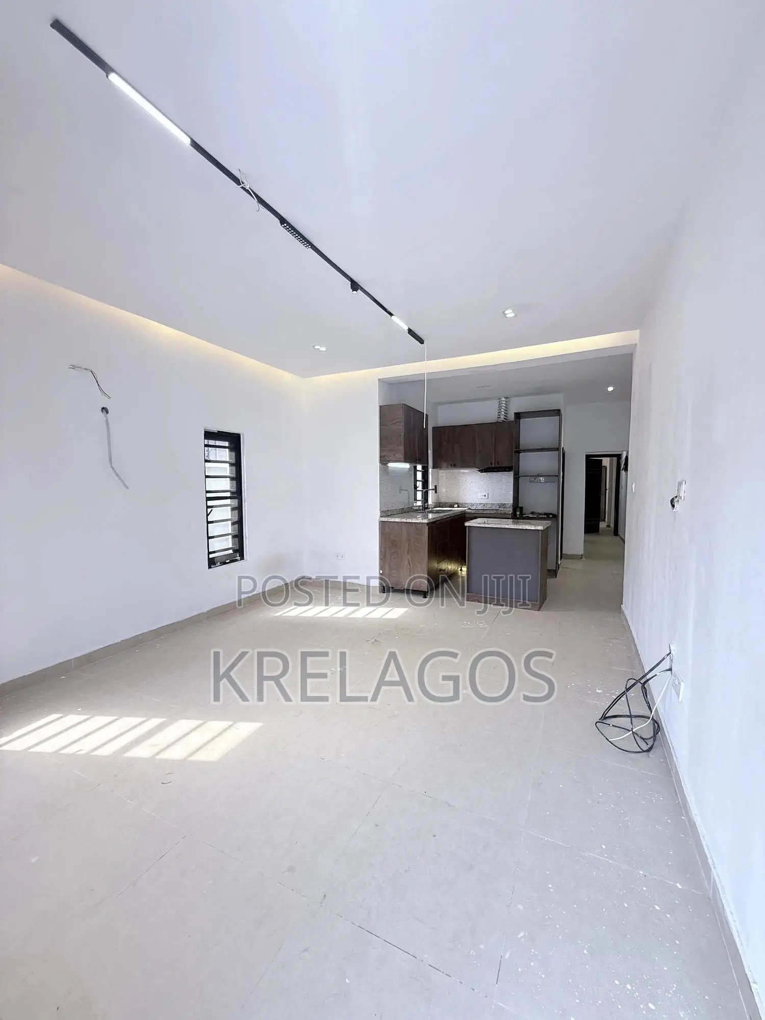2bdrm House in Agungi for sale in Agungi