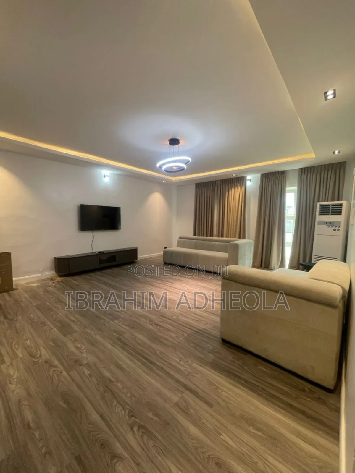 2bdrm Block of Flats in Oniru, Victoria Island Extension for sale in Victoria Island Extension