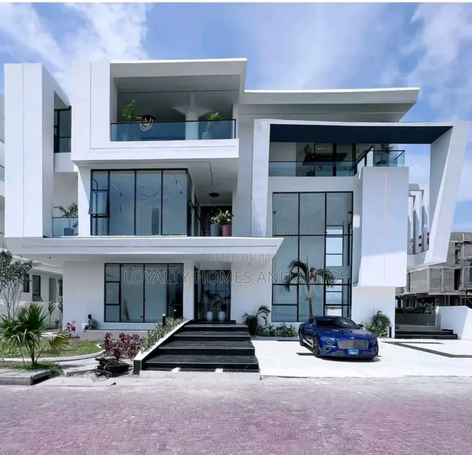 Furnished 5bdrm Duplex in Osapa london for sale in Osapa london