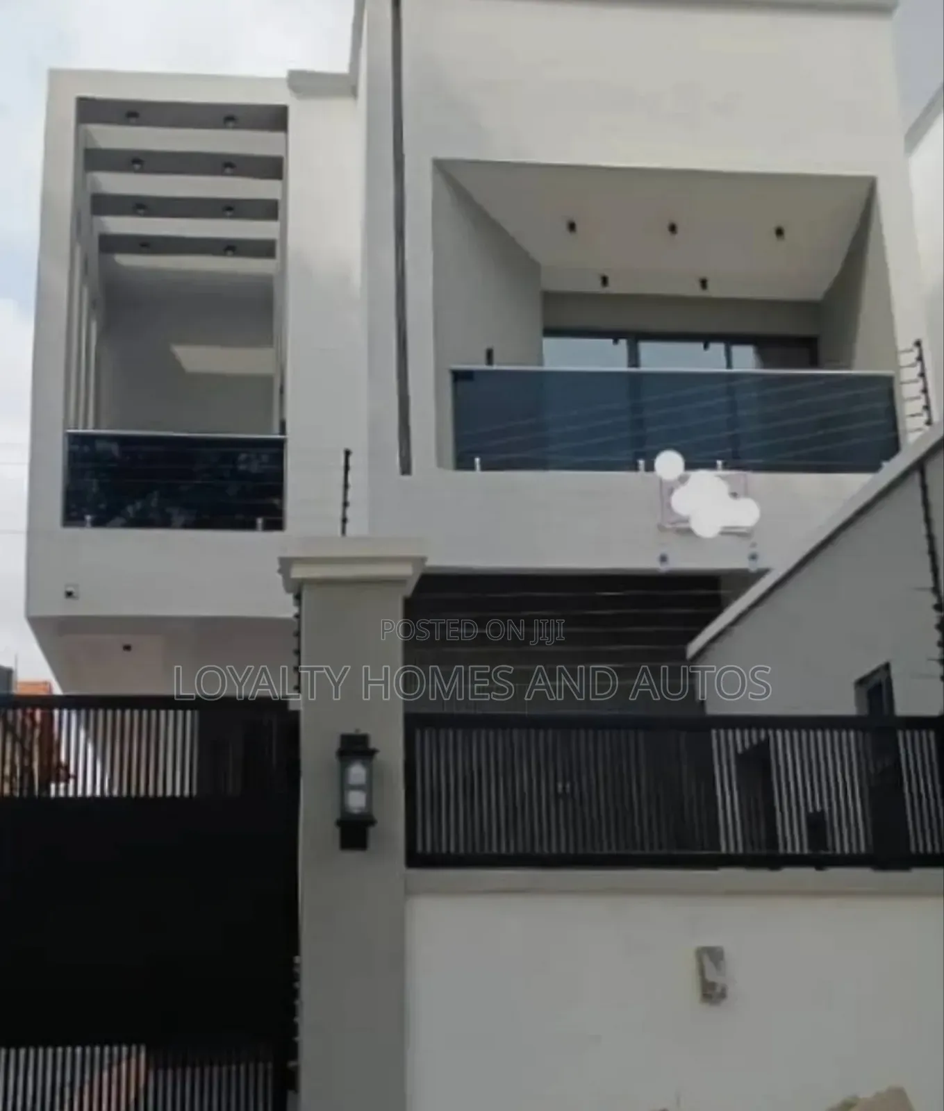 Furnished 5bdrm Duplex in GRA Phase 2 Shangisha for sale in GRA Phase 2 Shangisha
