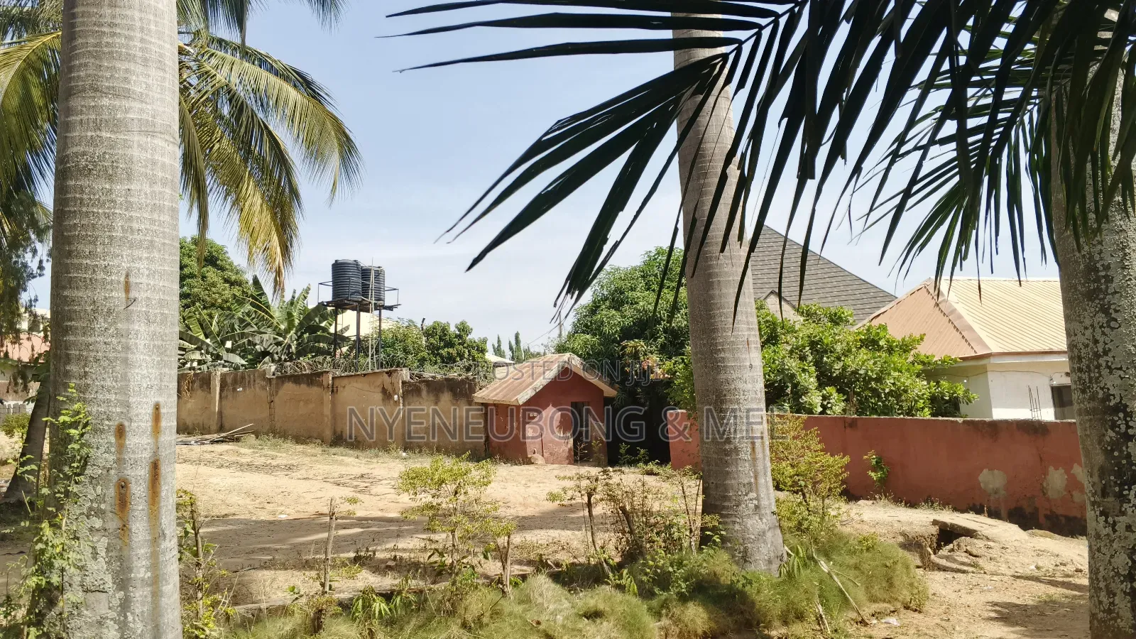 Garden for Sale in Karu
