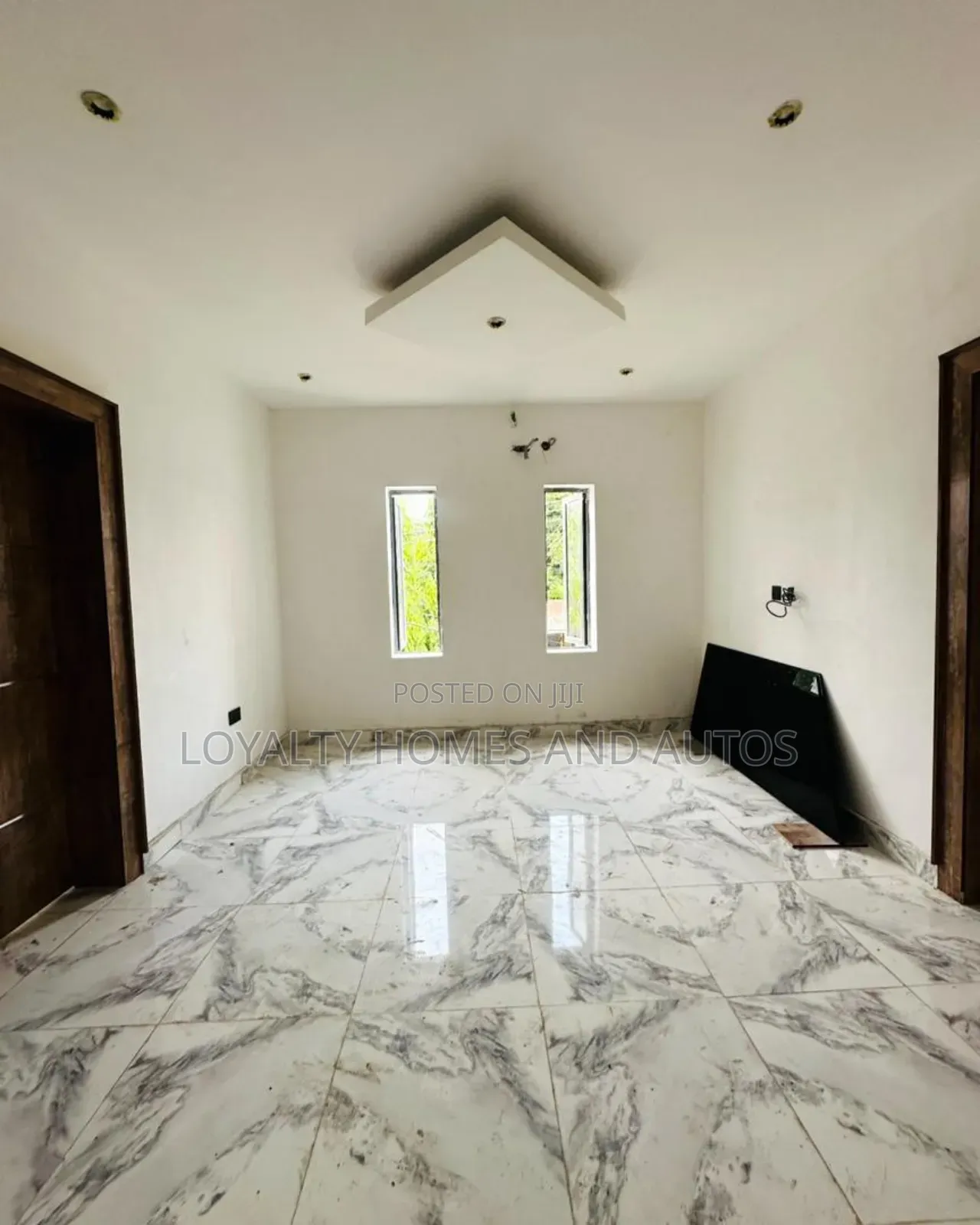 Furnished 4bdrm Townhouse/Terrace in Adeniyi Jones for sale in Adeniyi Jones