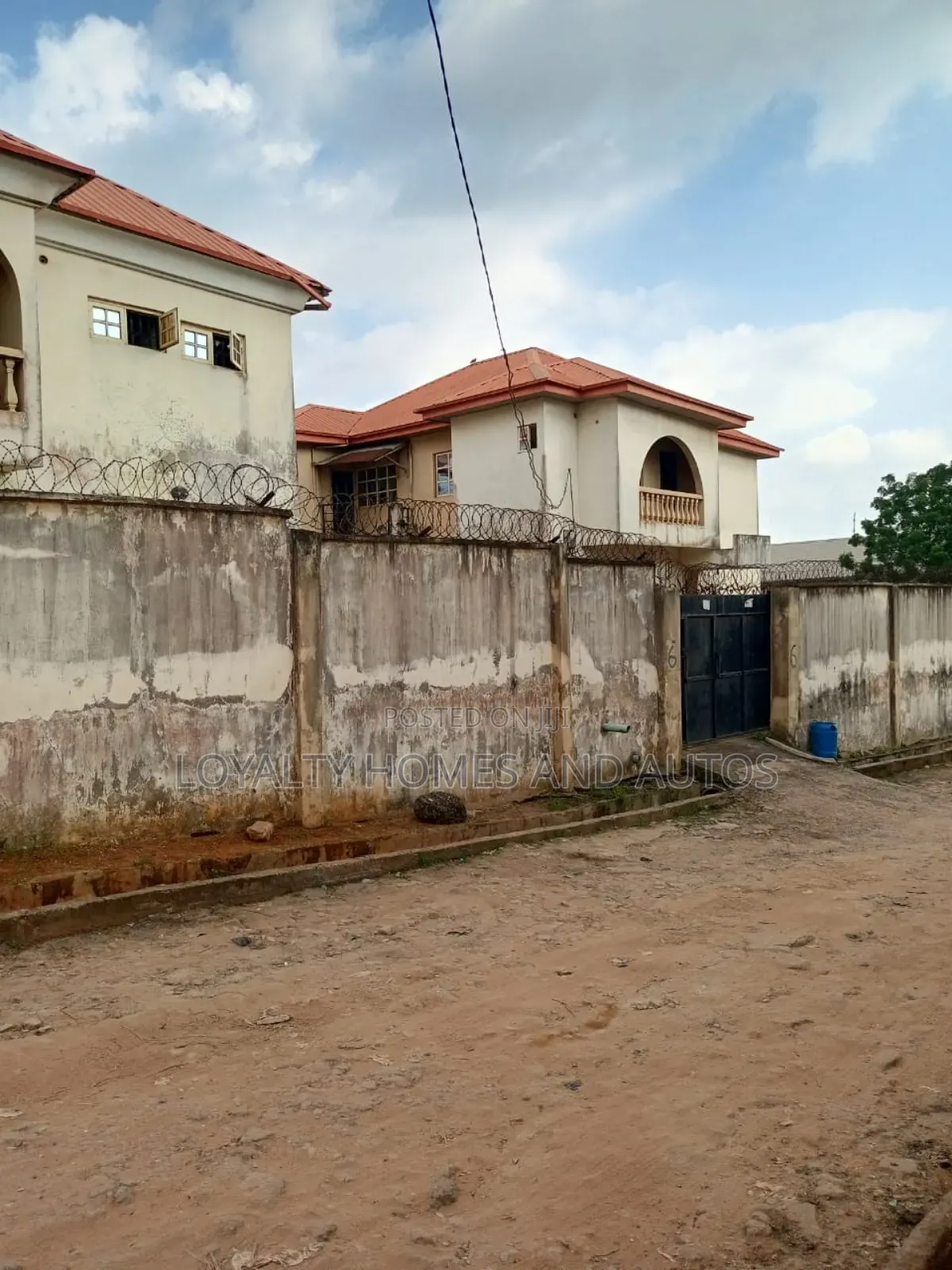 Furnished 4bdrm Duplex in Ifako-Ijaiye for sale in Ifako-Ijaiye