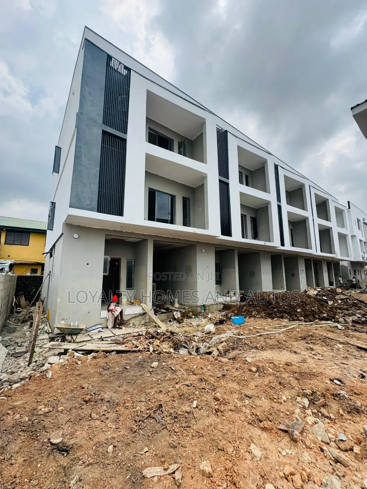 Furnished 4bdrm Townhouse/Terrace in Ogudu GRA for sale in Ogudu GRA