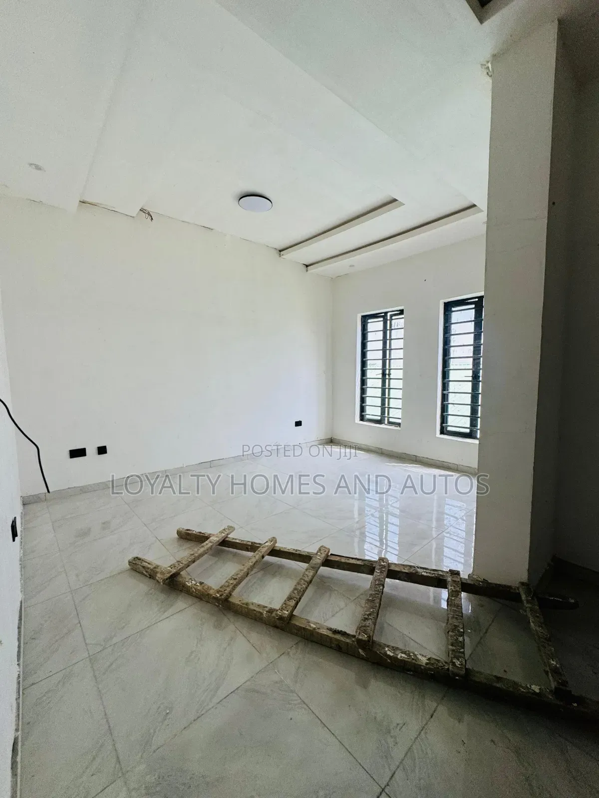 Furnished 3bdrm Block of Flats in Shasha for sale in Shasha