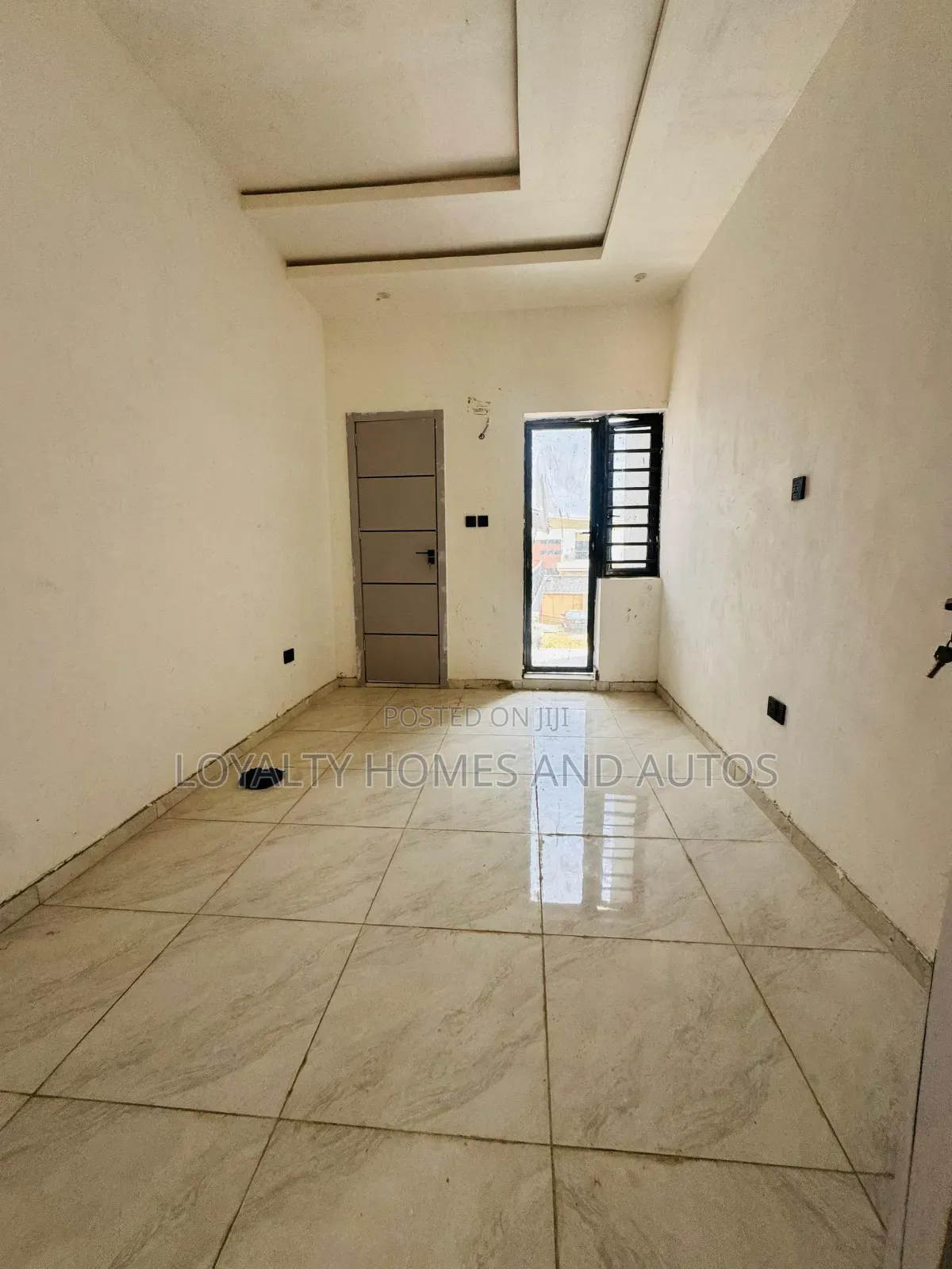 Furnished 3bdrm Block of Flats in Shasha for sale in Shasha