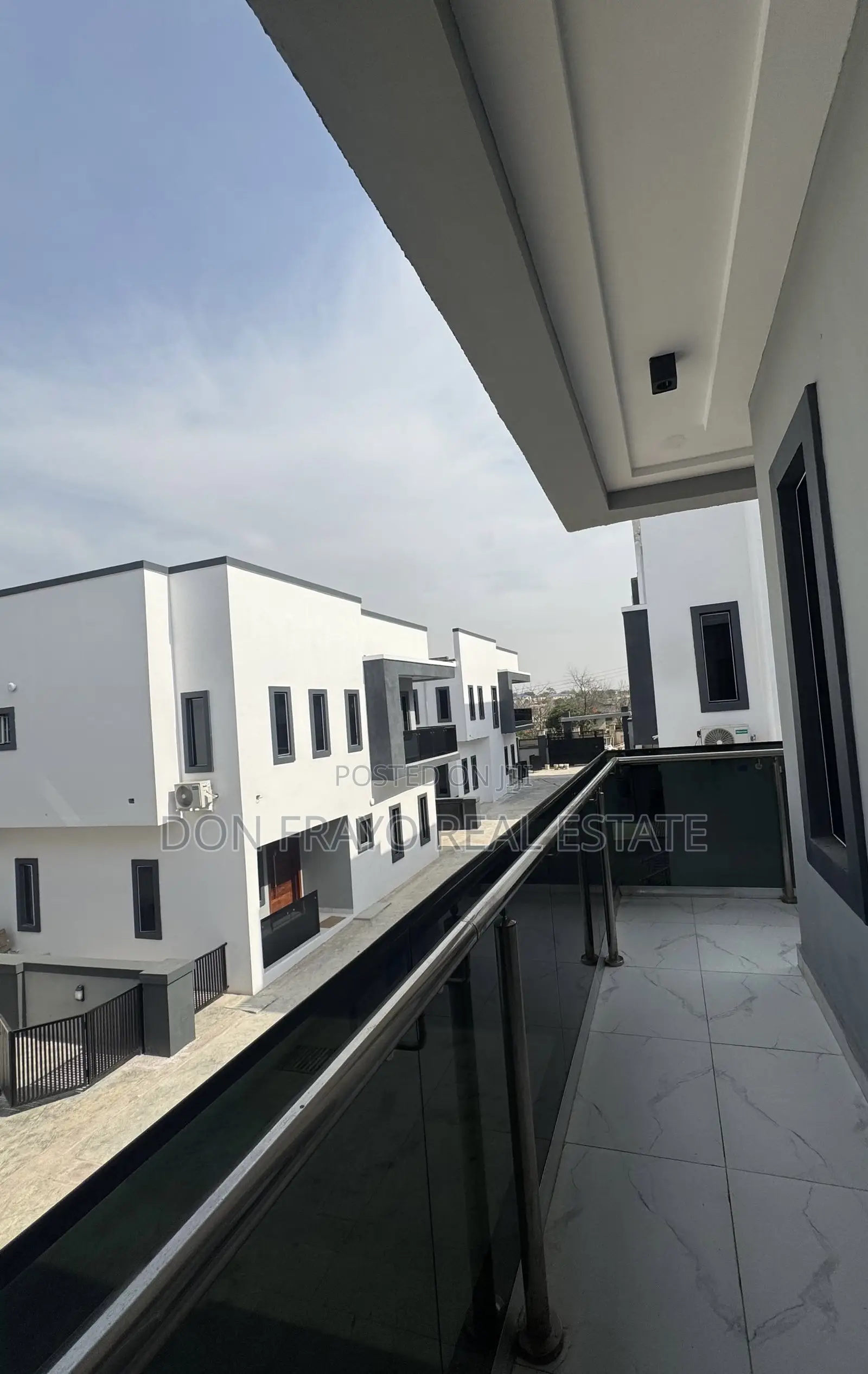 4bdrm Duplex in Baale Akintayo Rd, Jericho for sale in Jericho
