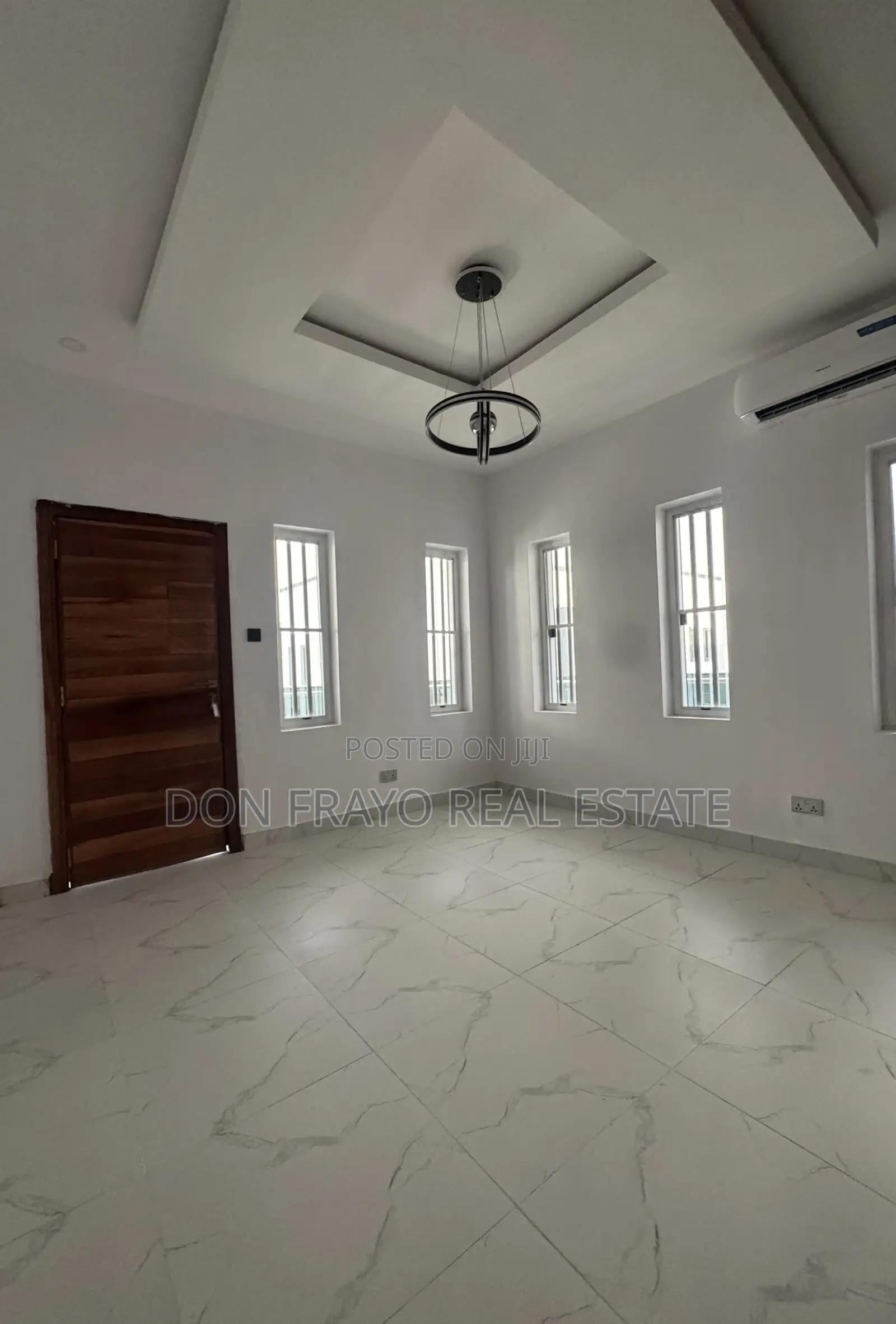 4bdrm Duplex in Baale Akintayo Rd, Jericho for sale in Jericho