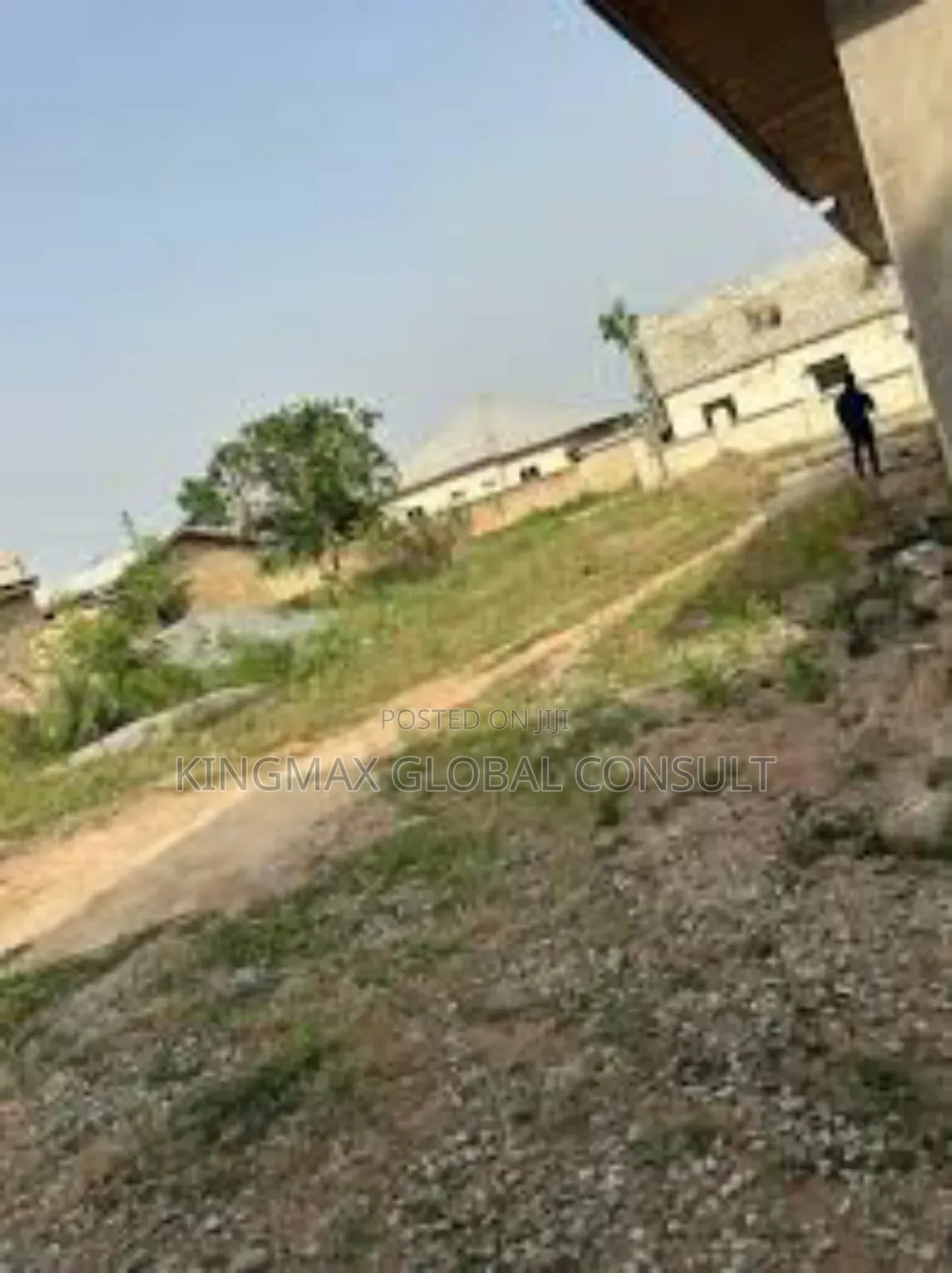 Land for Sale! 
Plot Size: 1,300sqm
:
Purpose: Residential in Maitama