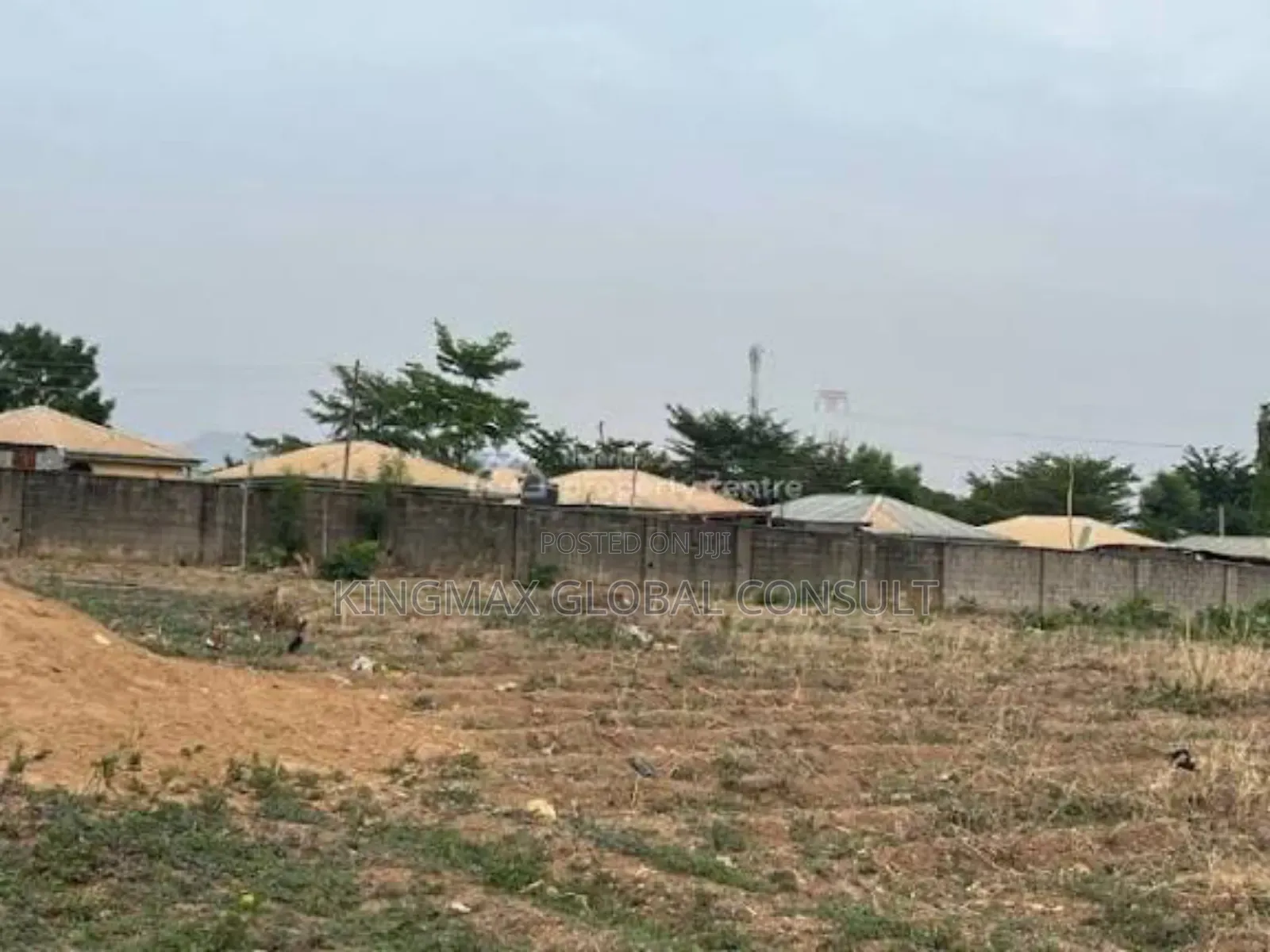 Land for Sale! Plot Size: 886sqm : Purpose: Residential in Maitama