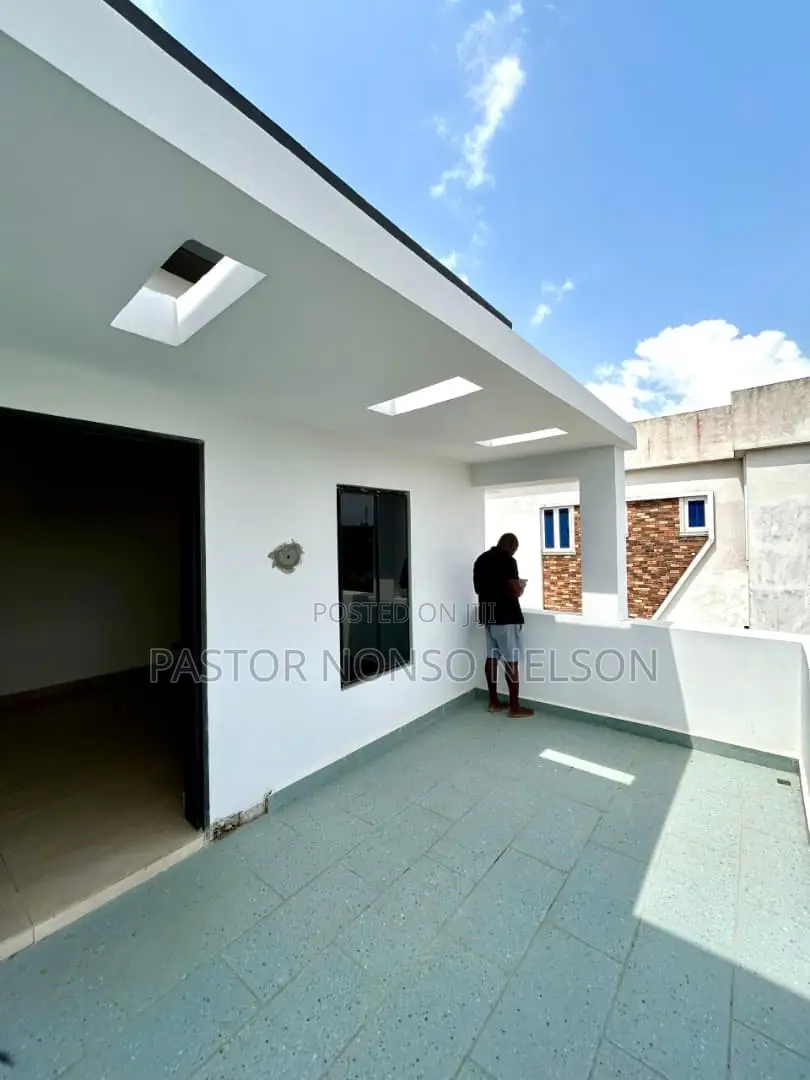 4bdrm Duplex in Owerri for sale in Owerri