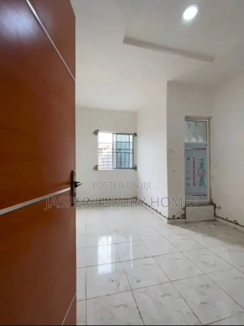 2bdrm Apartment in Shomolu for rent in Shomolu