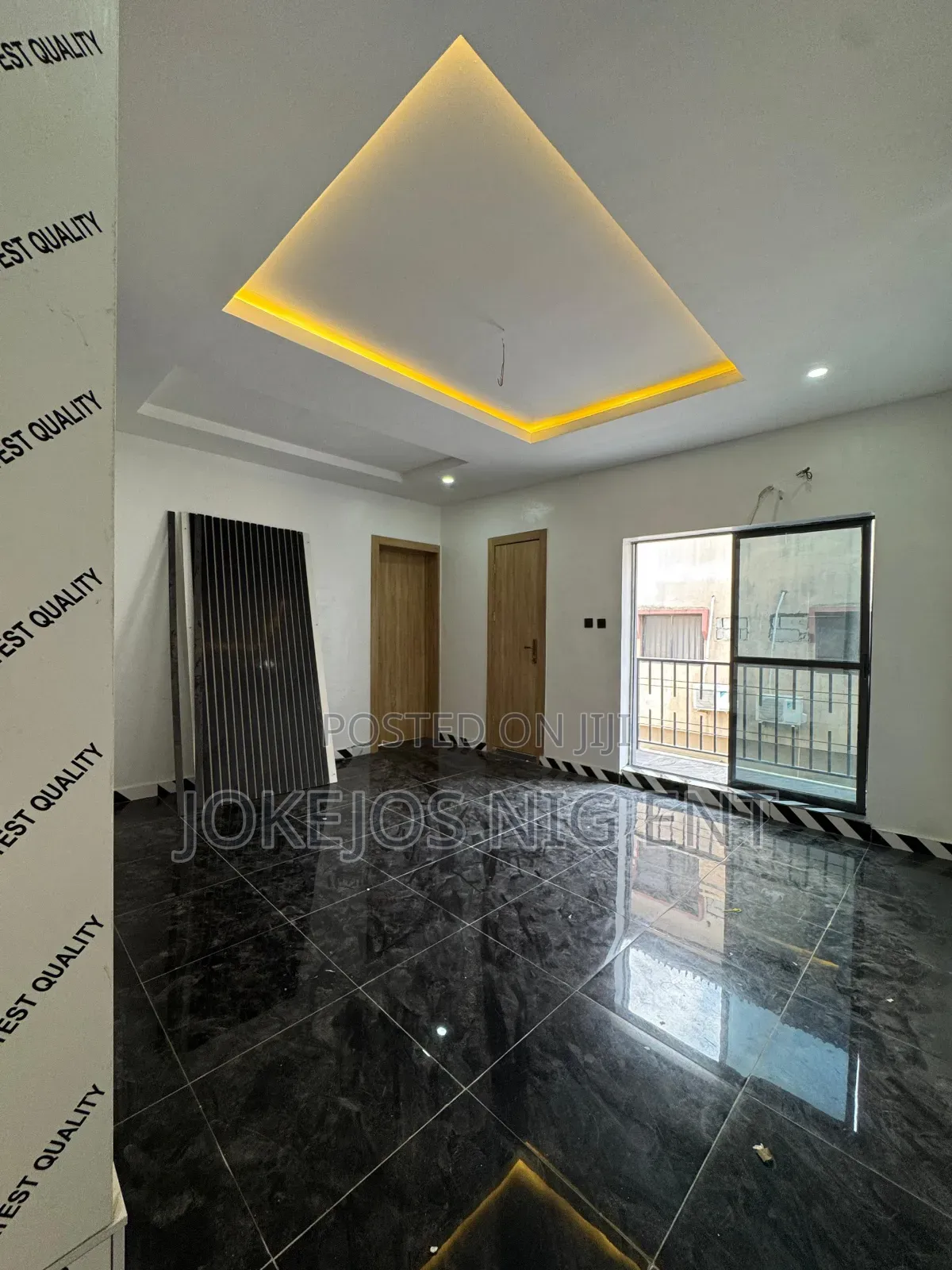 2bdrm Townhouse/Terrace in Igboefan for Sale in Igbo-efon