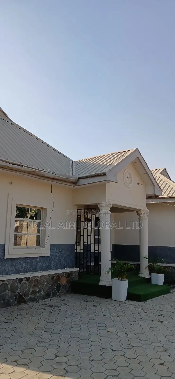 3bdrm Bungalow in Jos for sale in Jos