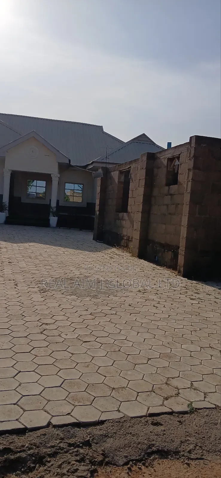3bdrm Bungalow in Jos for sale in Jos