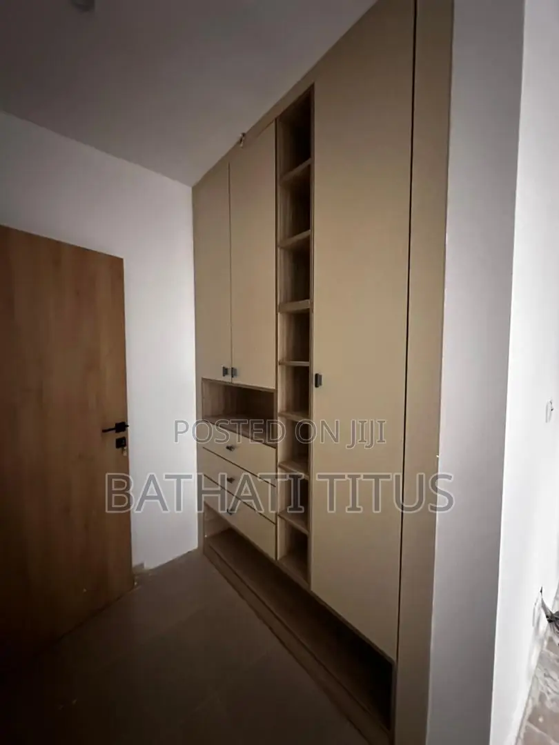 3bdrm Block of Flats in Bilaad Estate, Life Camp for rent in Life Camp