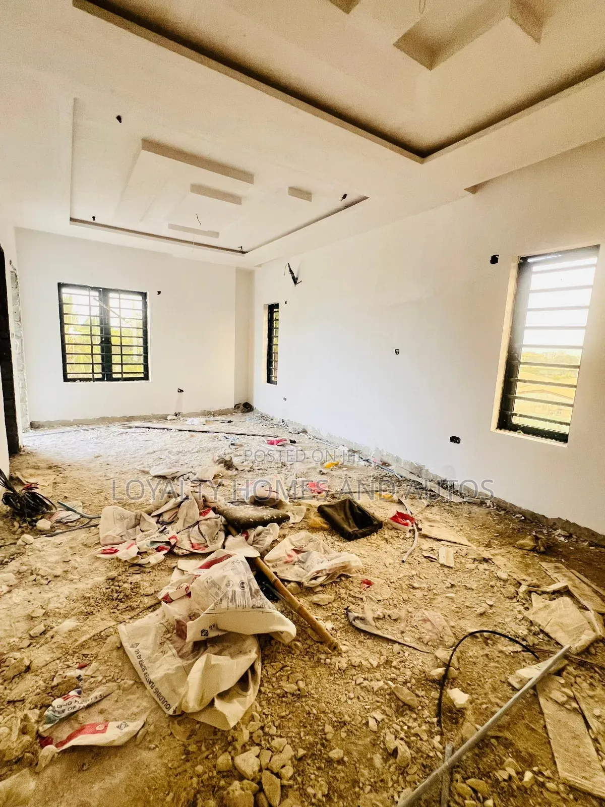 Furnished 5bdrm Duplex in Omole Phase 2 for sale in Omole Phase 2