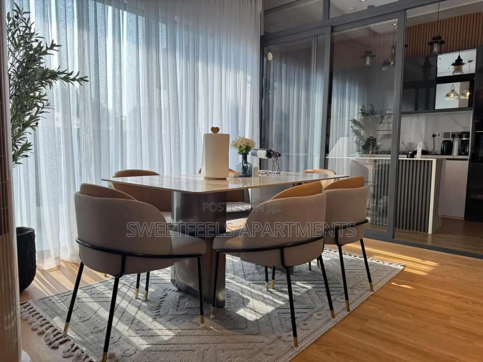 3 Bedroom Apartment With Ps5, Swimming Pool, Balcony Sit Out in Ikate