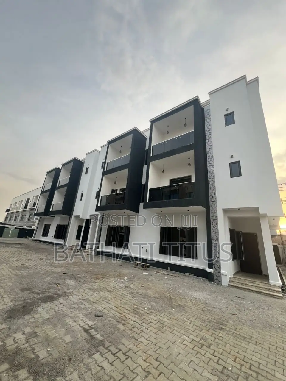 4bdrm Duplex in Jahi for sale in Jahi