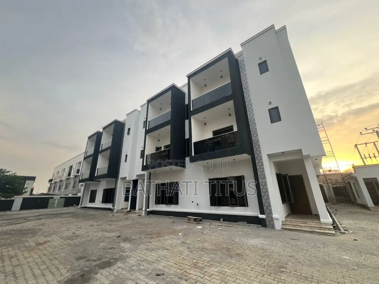 4bdrm Duplex in Jahi for sale in Jahi