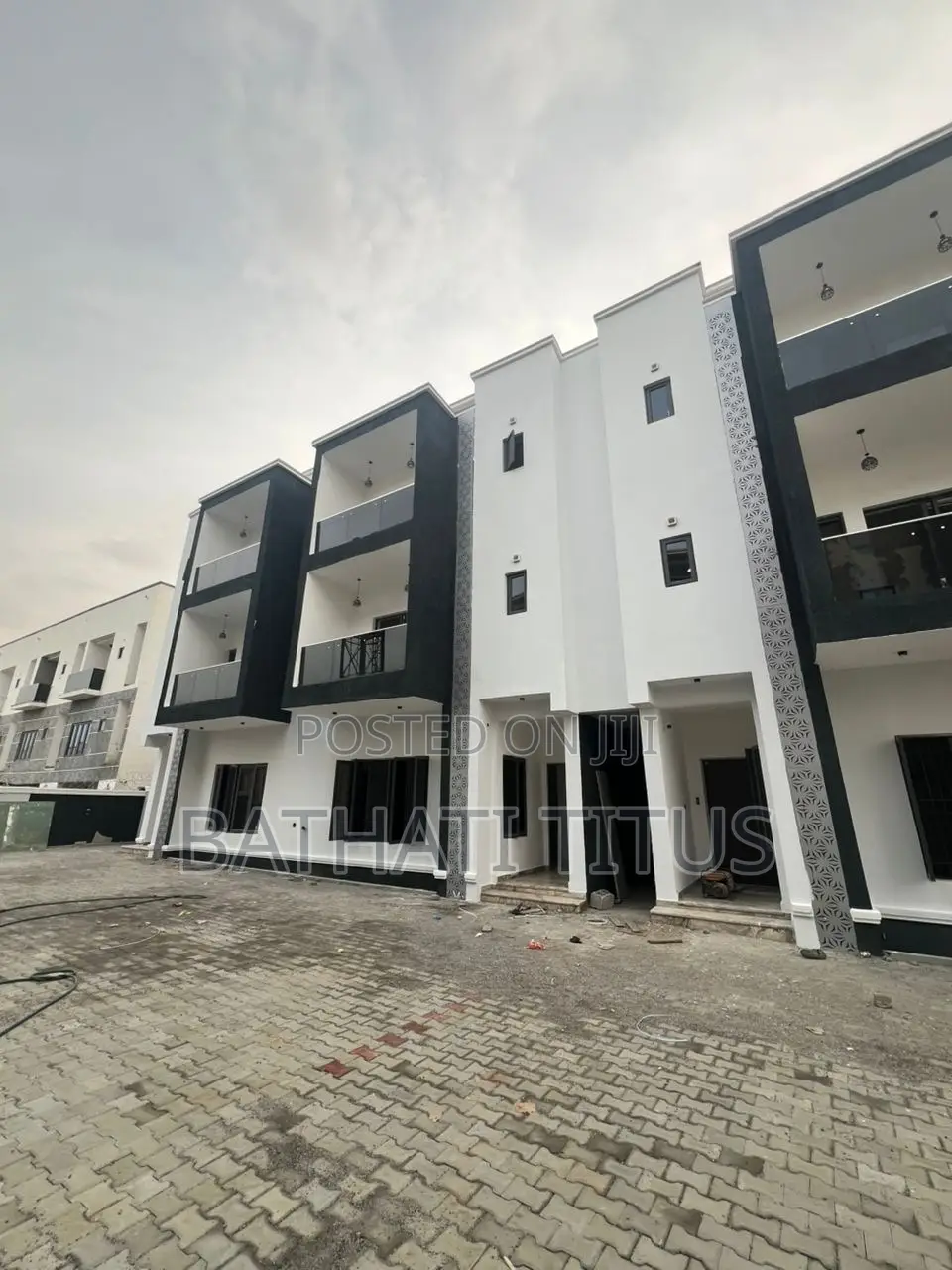 4bdrm Duplex in Jahi for sale in Jahi
