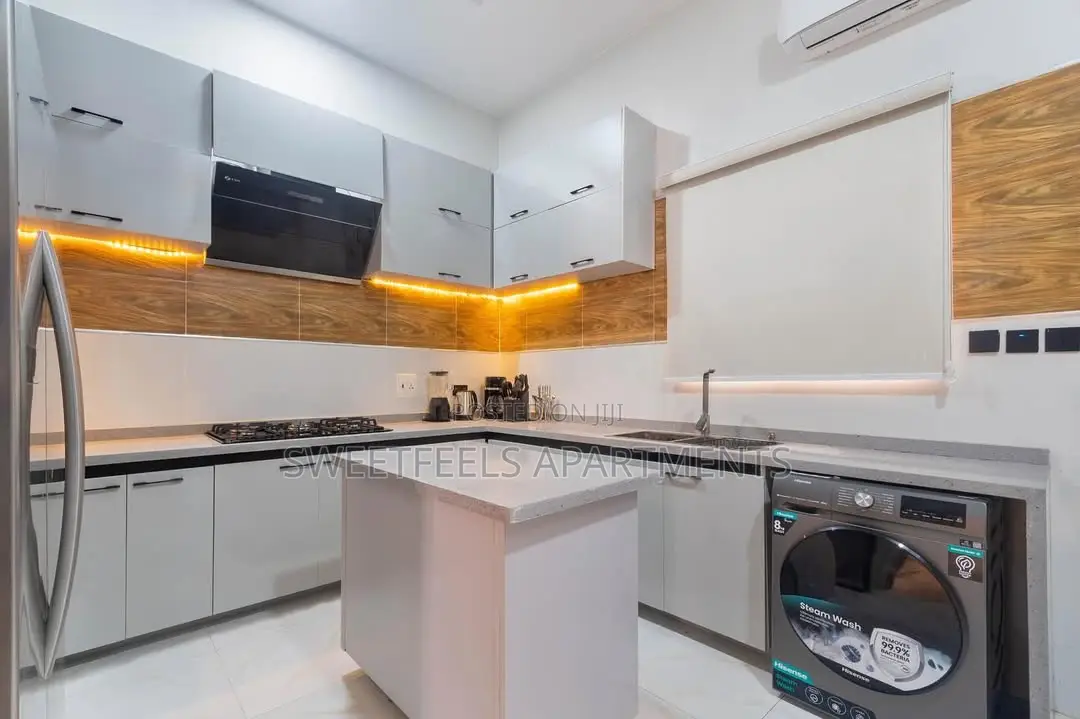 Luxury 3 Bedroom Terrace Duplex in Ikate