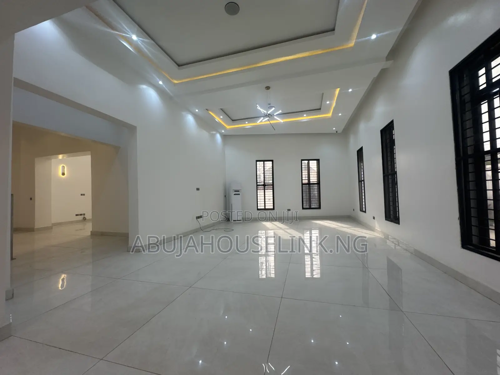 9bdrm Mansion in Guzape Diplomatic for sale in Guzape District