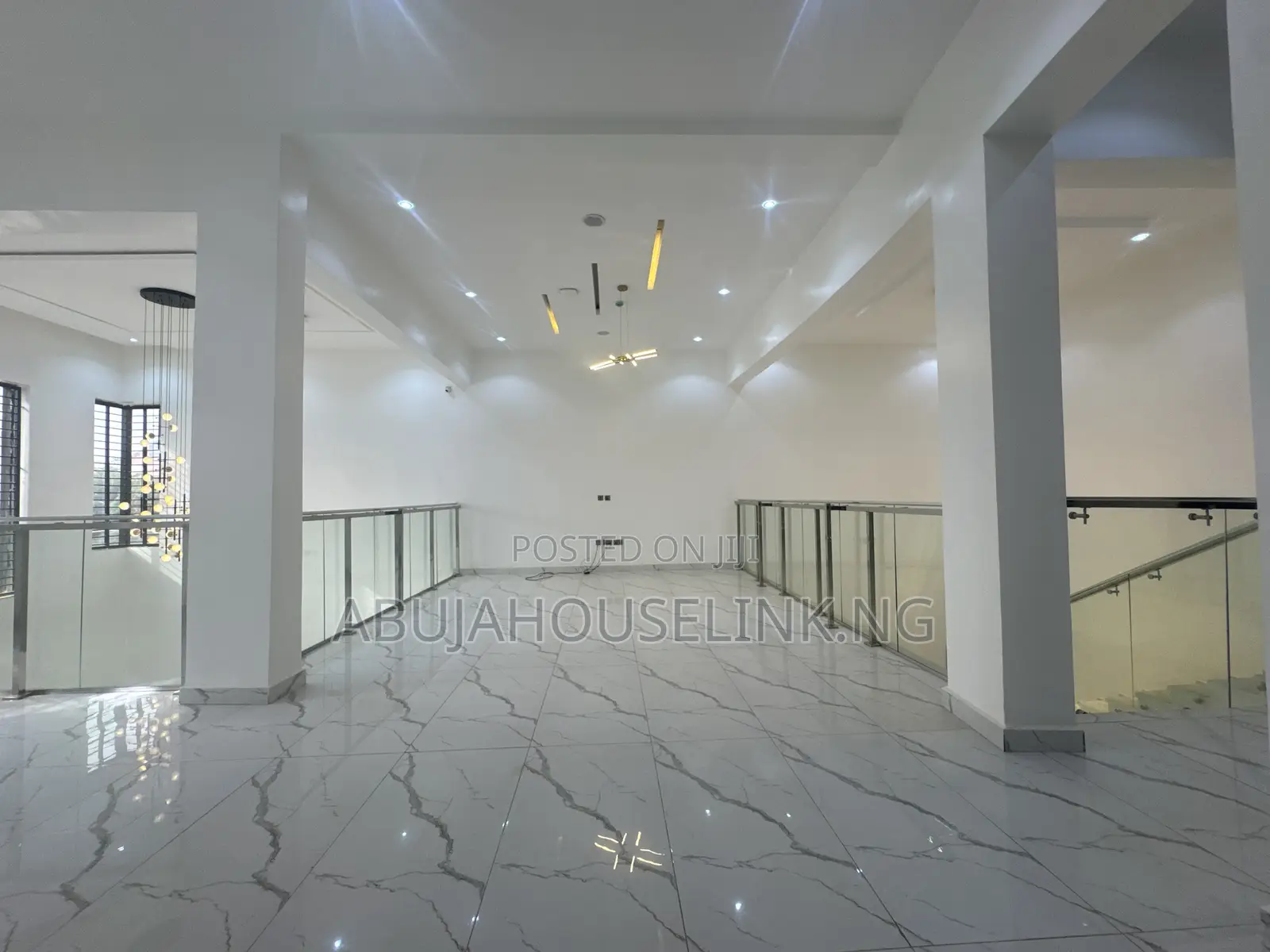 9bdrm Mansion in Guzape Diplomatic for sale in Guzape District
