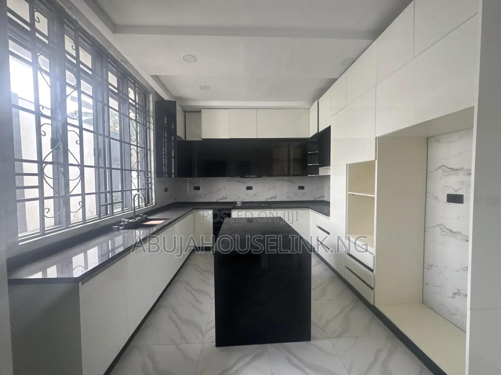 5bdrm Duplex in Katampe Extension By for sale in Katampe Extension