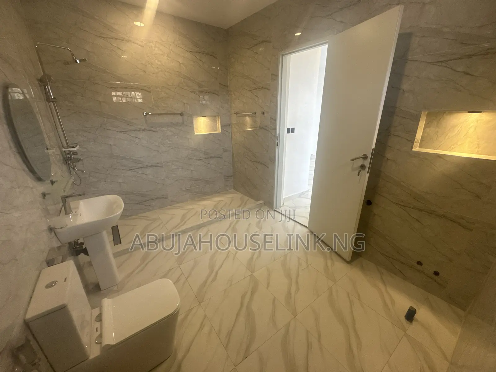 5bdrm Duplex in Katampe Extension By for sale in Katampe Extension