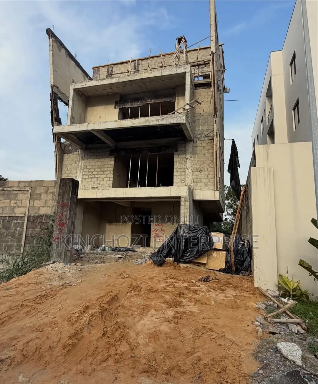 5bdrm Duplex in Banana Island Ikoyi for sale in Banana Island